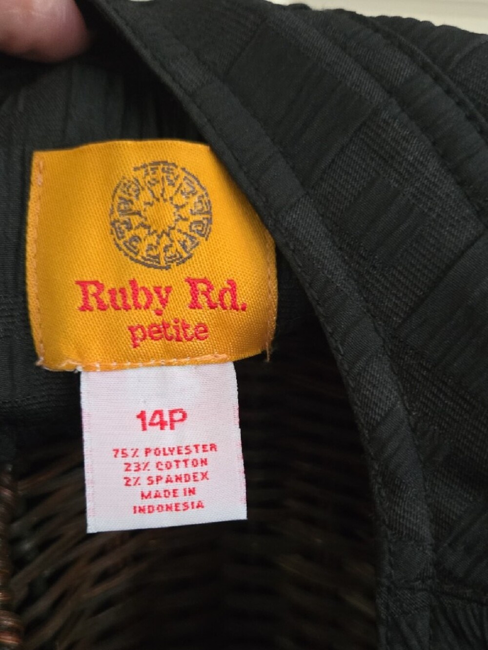 Ruby Rd. Black Textured Cropped Jacket - Picture 2 of 12